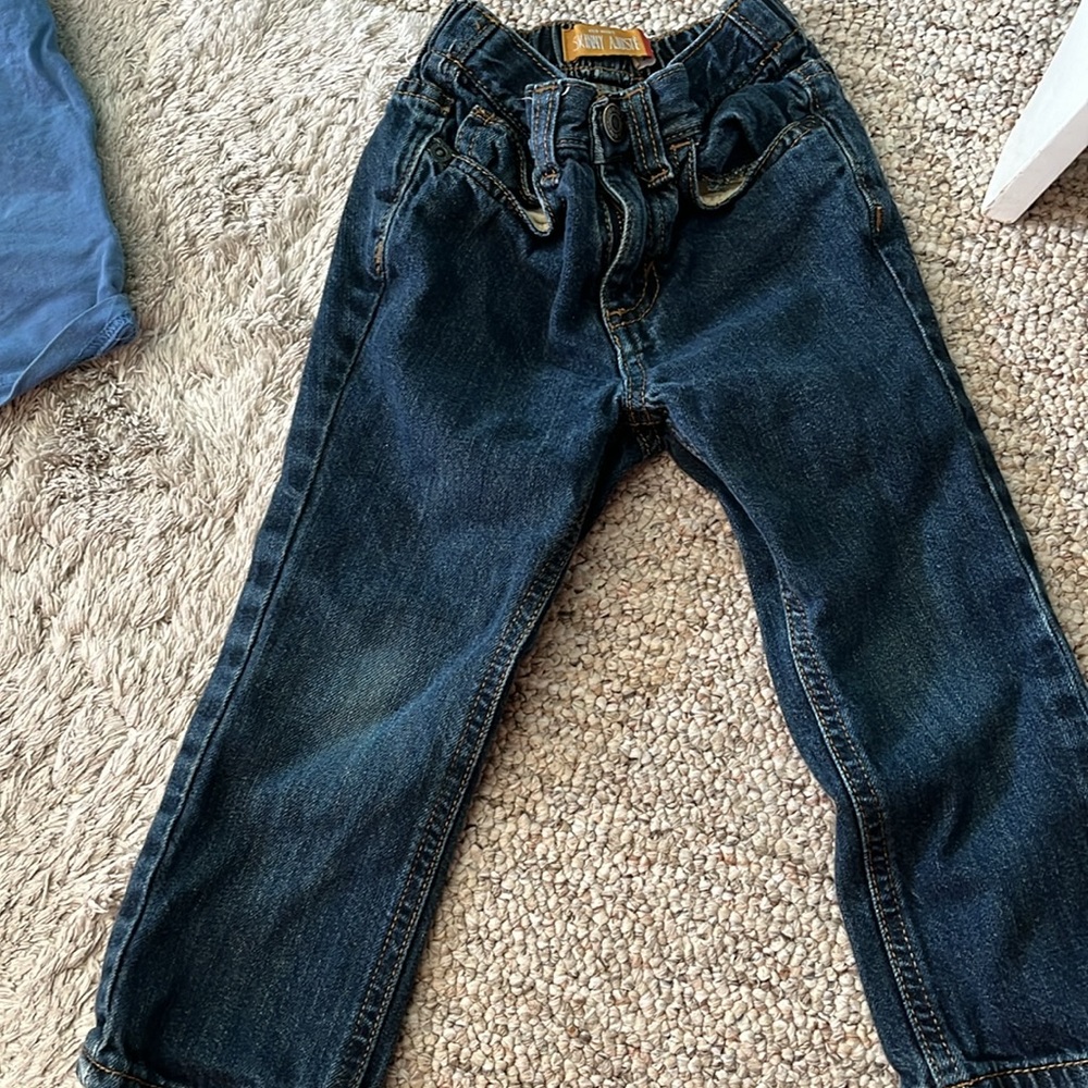5 pc bundle- 24mo/2t clothes!! - Picture 2 of 11